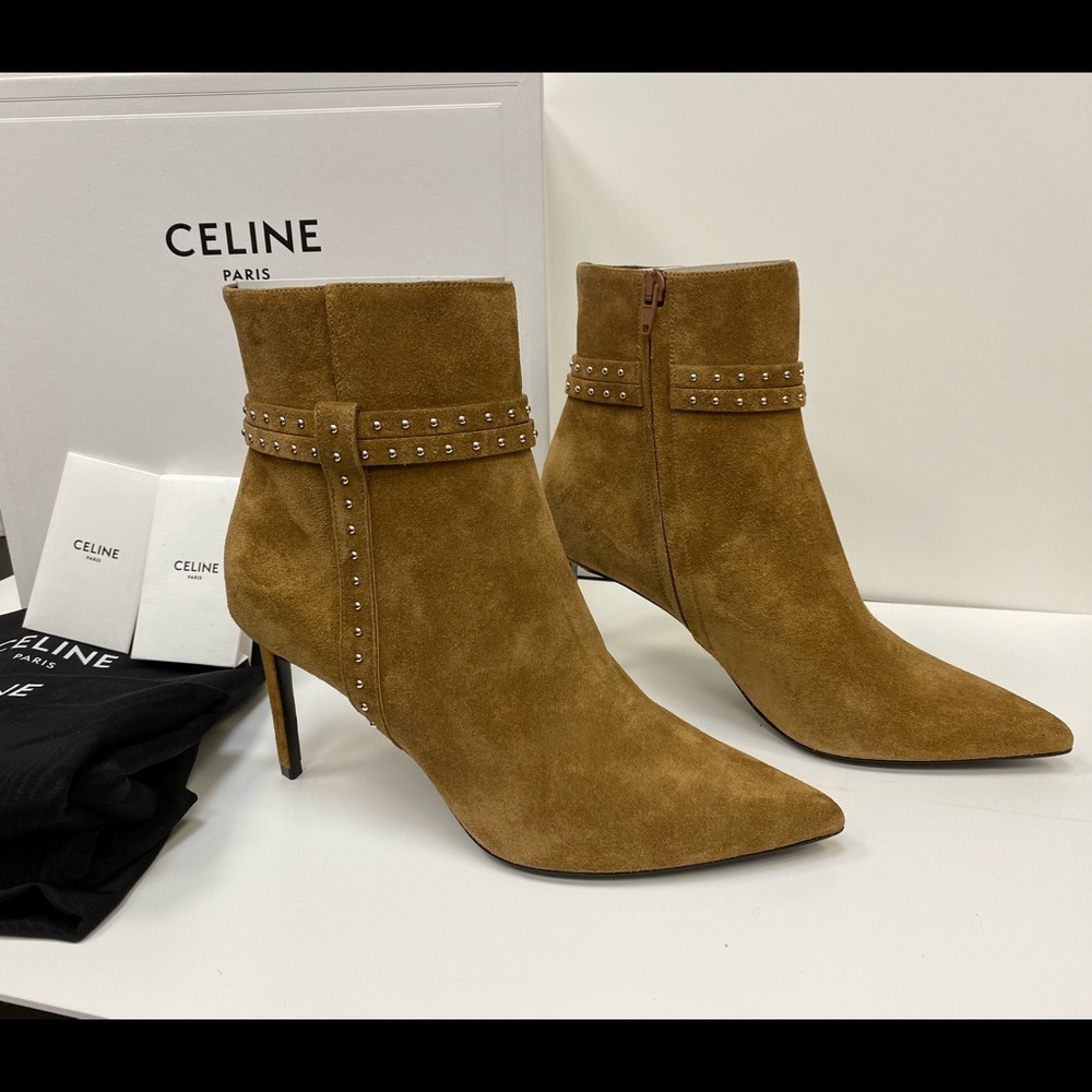 Celine Booties! Sharp Boot In Suede Calfskin. SZ 40
Brand new, never worn! - Picture 3 of 7